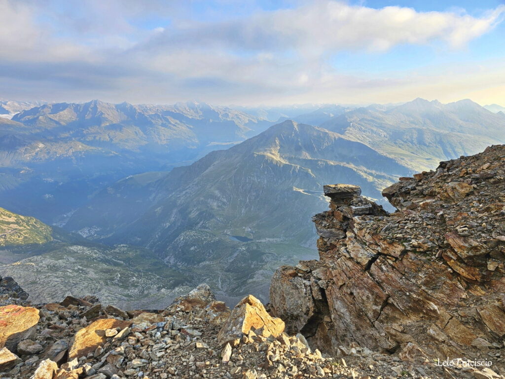 Panorama dal Pizzo Stella guardando verso Fraciscio.